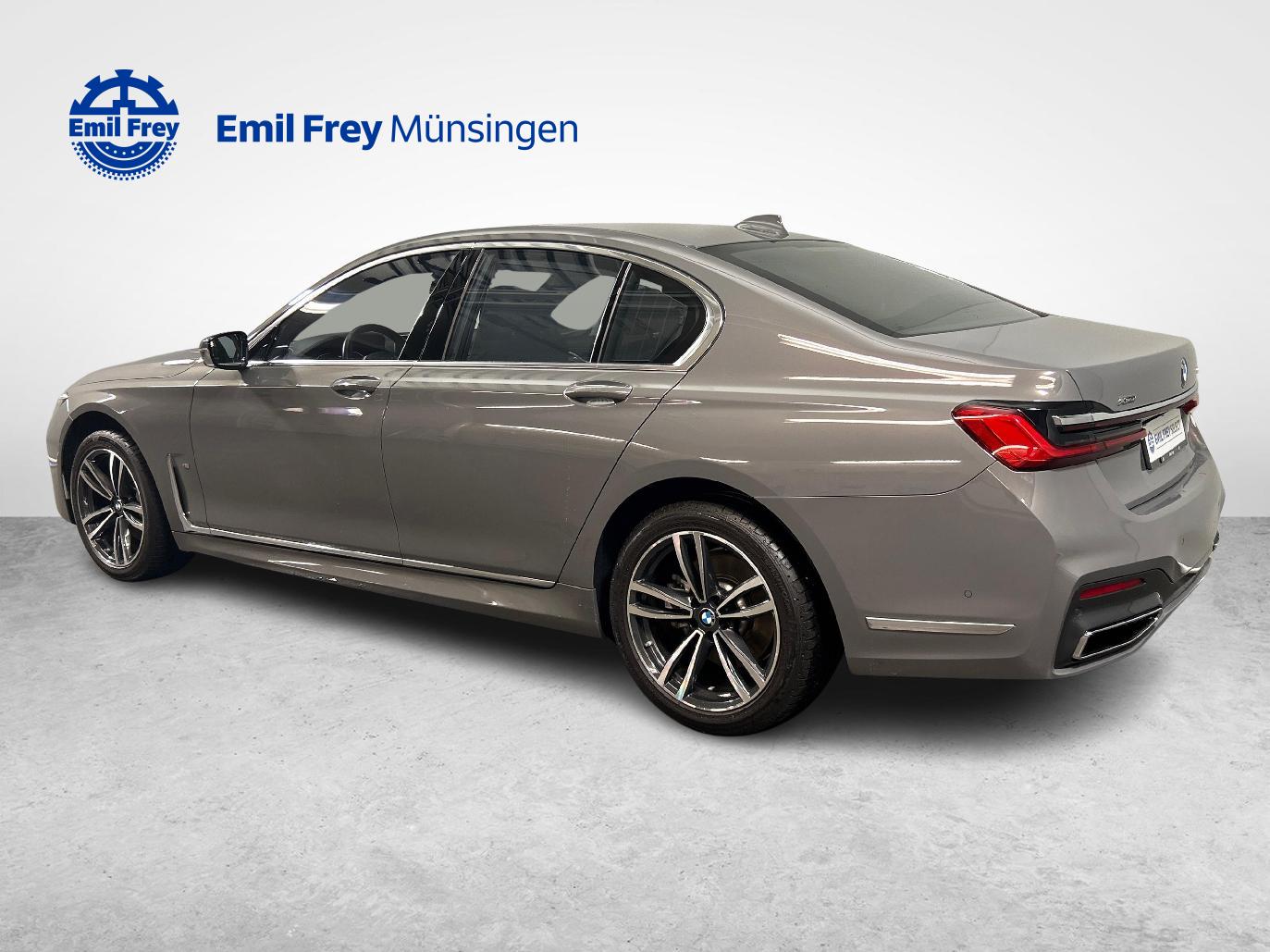 BMW 7er Reihe G11 730d xDrive SAG-image-9