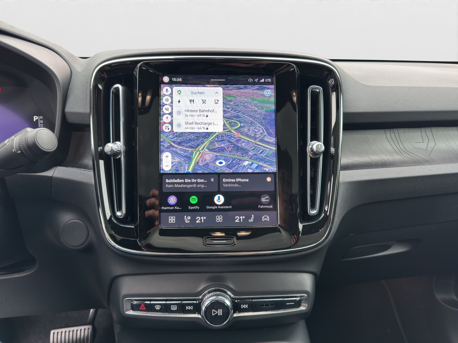 VOLVO C40 Recharge P8 Twin AWD Pure Electric Ultimate-image-15