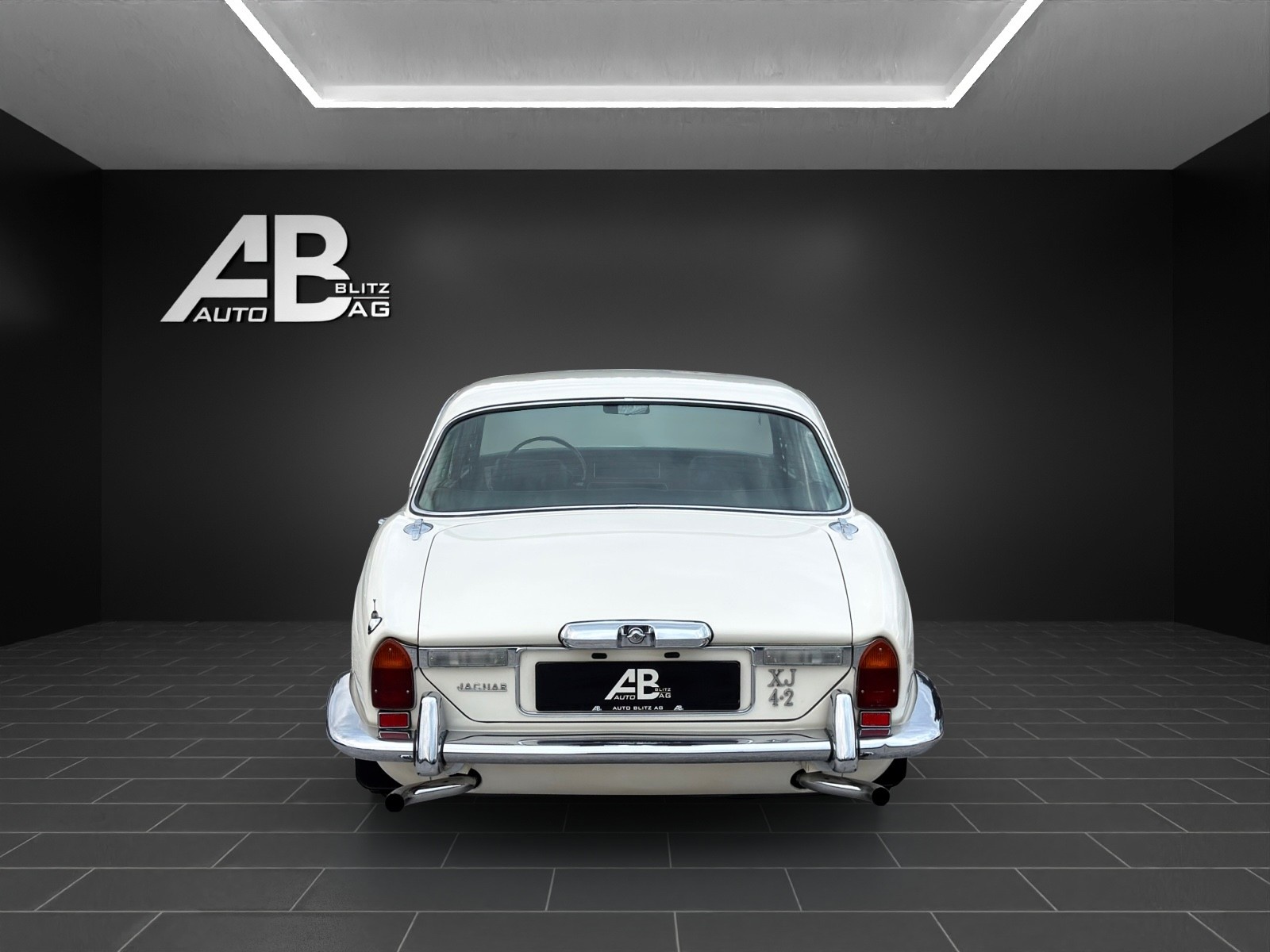 JAGUAR XJ6 4.2 L-image-3