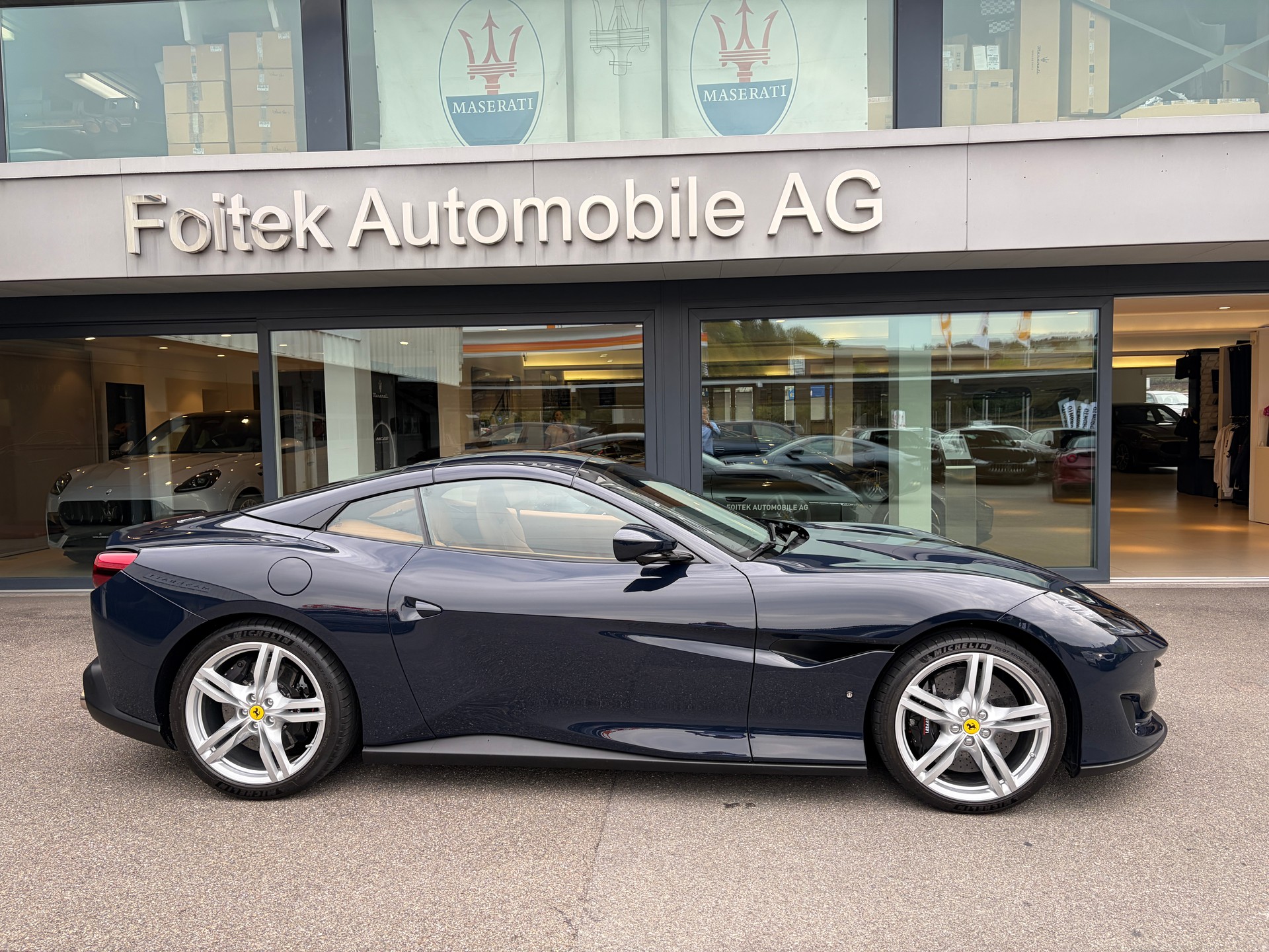 FERRARI Portofino 3.9 V8 T-image-12