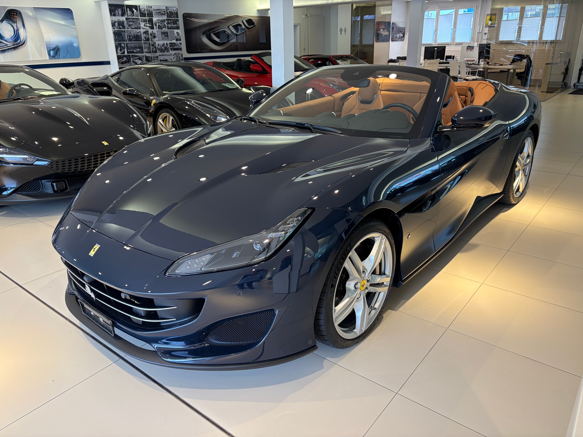 FERRARI Portofino 3.9 V8 T-image-16