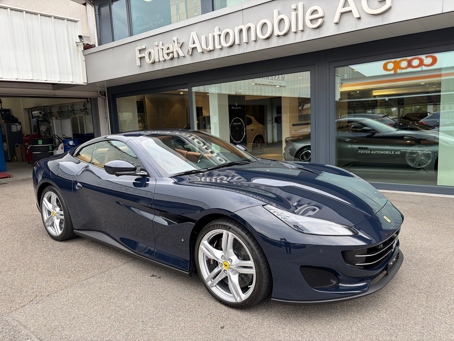 FERRARI Portofino 3.9 V8 T-image-14