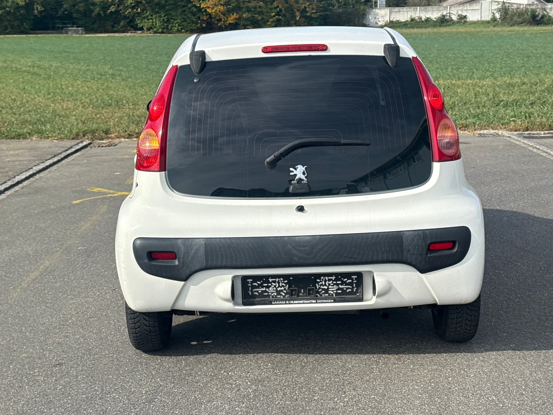 PEUGEOT 107 1.0 Trendy-image-5