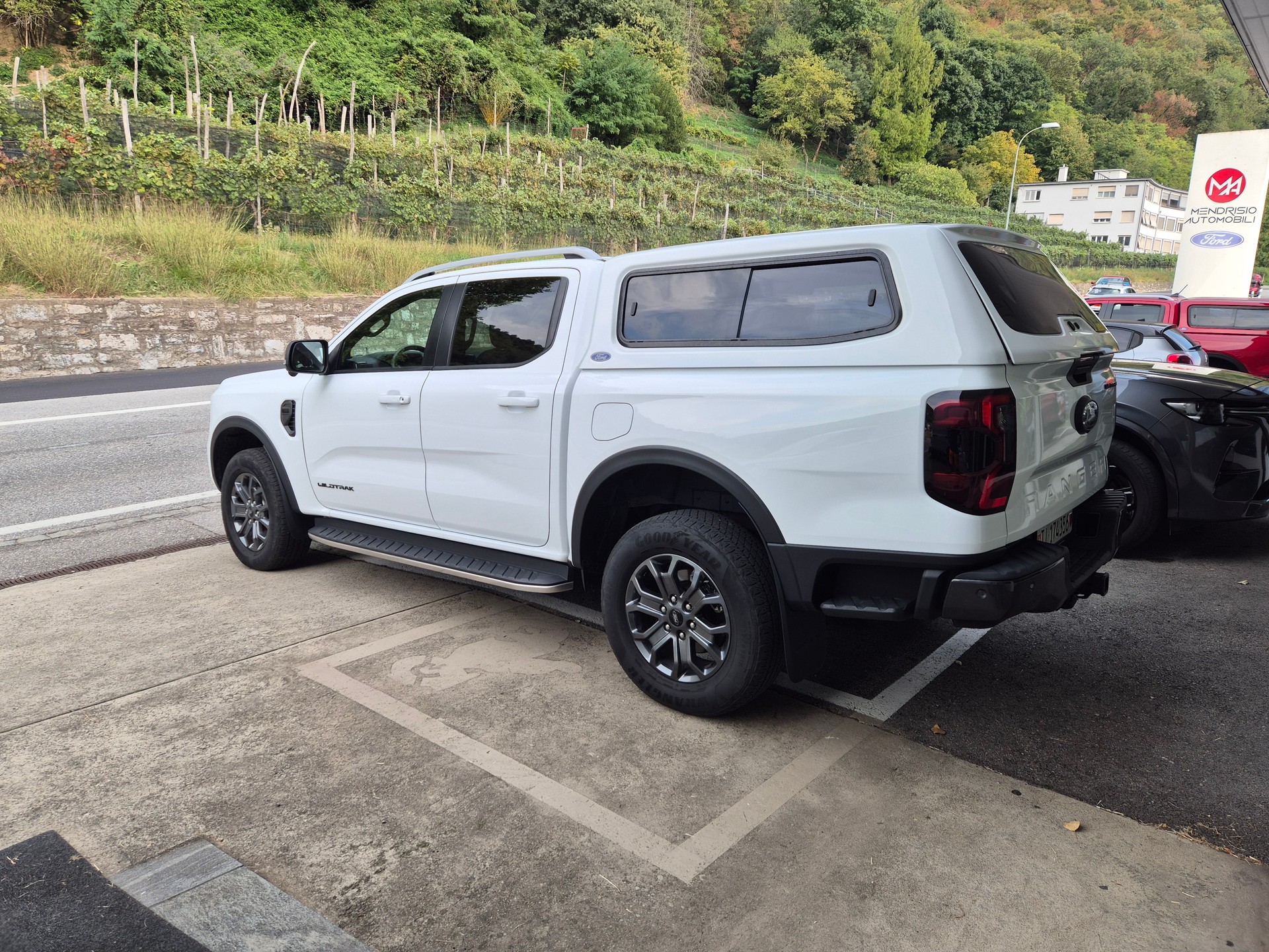 FORD Ranger Wildtrak 2.0 Eco Blue e-4WD Automat-image-2