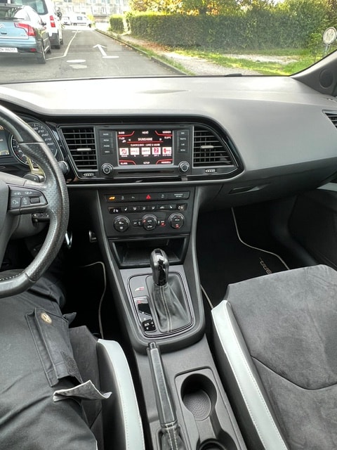 SEAT Leon 2.0 TSI Cupra 280 DSG-image-5