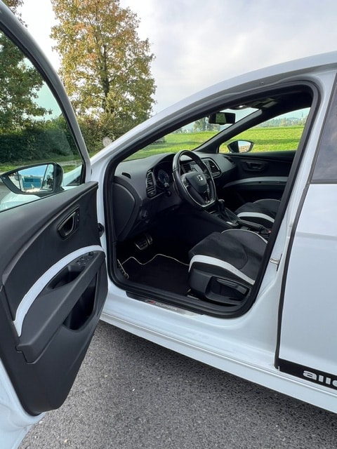 SEAT Leon 2.0 TSI Cupra 280 DSG-image-4