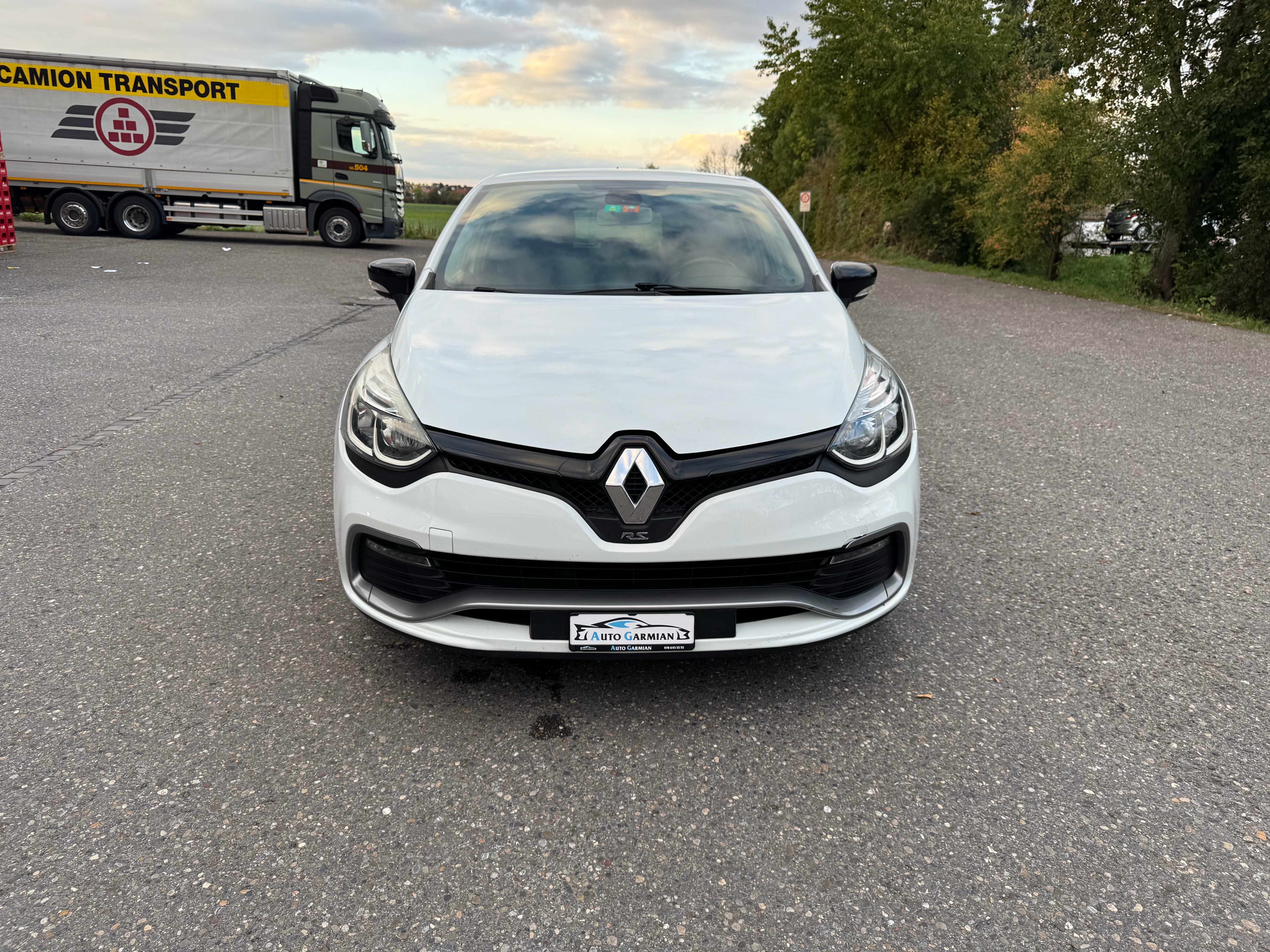 Car photo