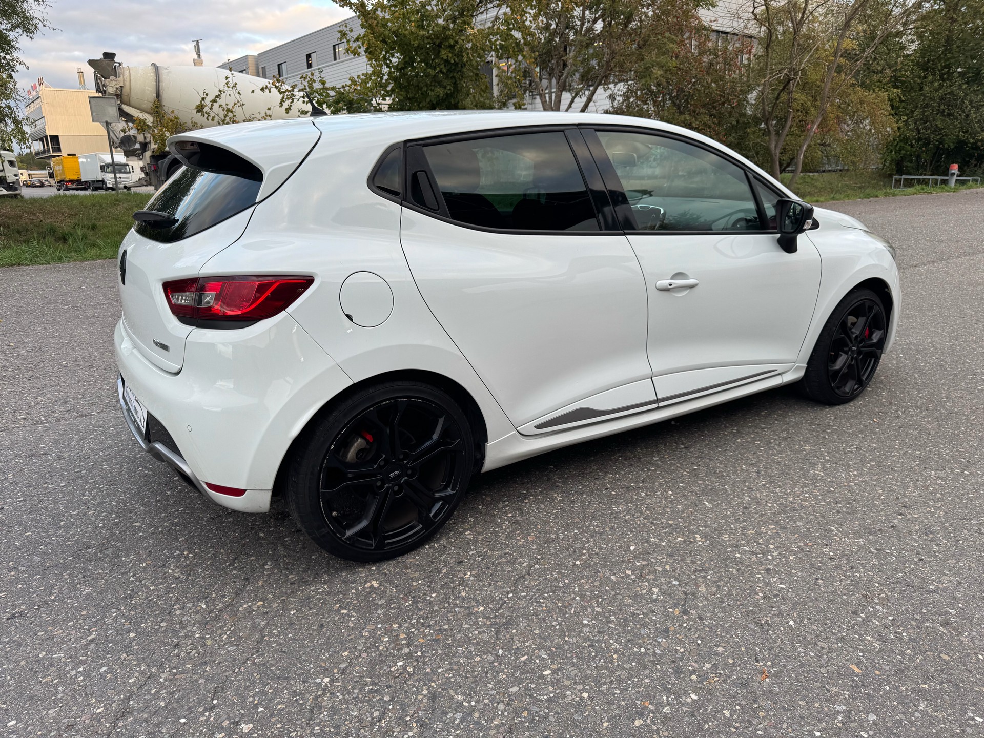 RENAULT Clio 1.6 T RS 200 EDC-image-5
