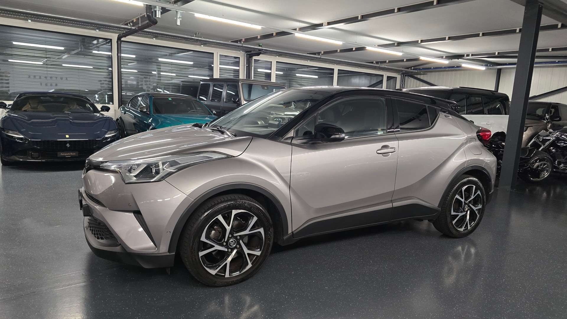 TOYOTA C-HR 1.2 Turbo Style 4WD Multidrive S-image-9