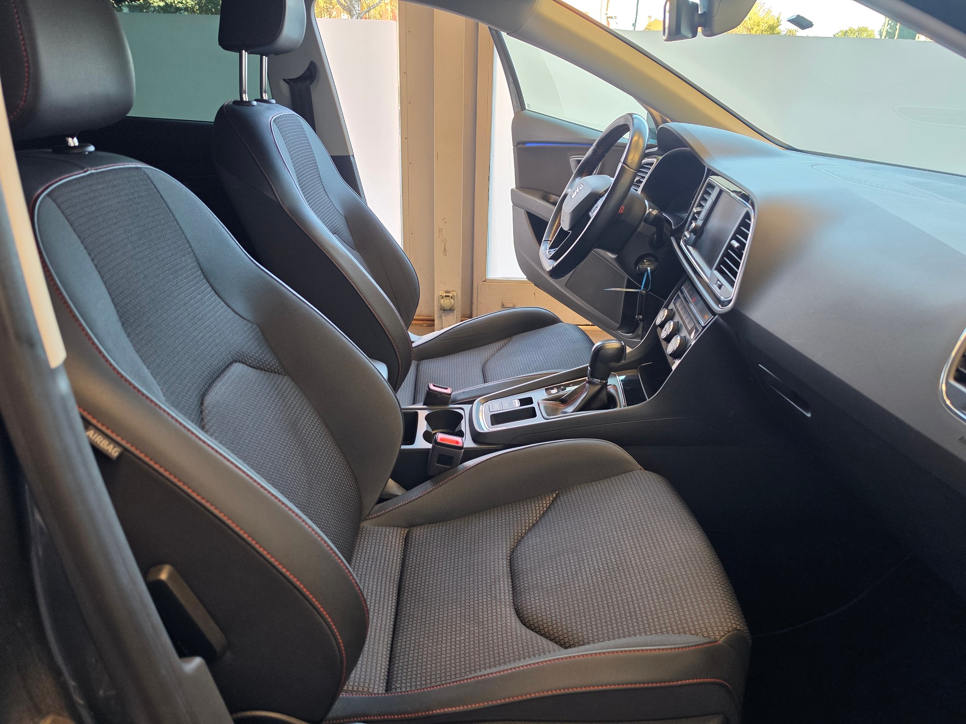 SEAT Leon ST 1.4 TSI ACT FR DSG-image-13