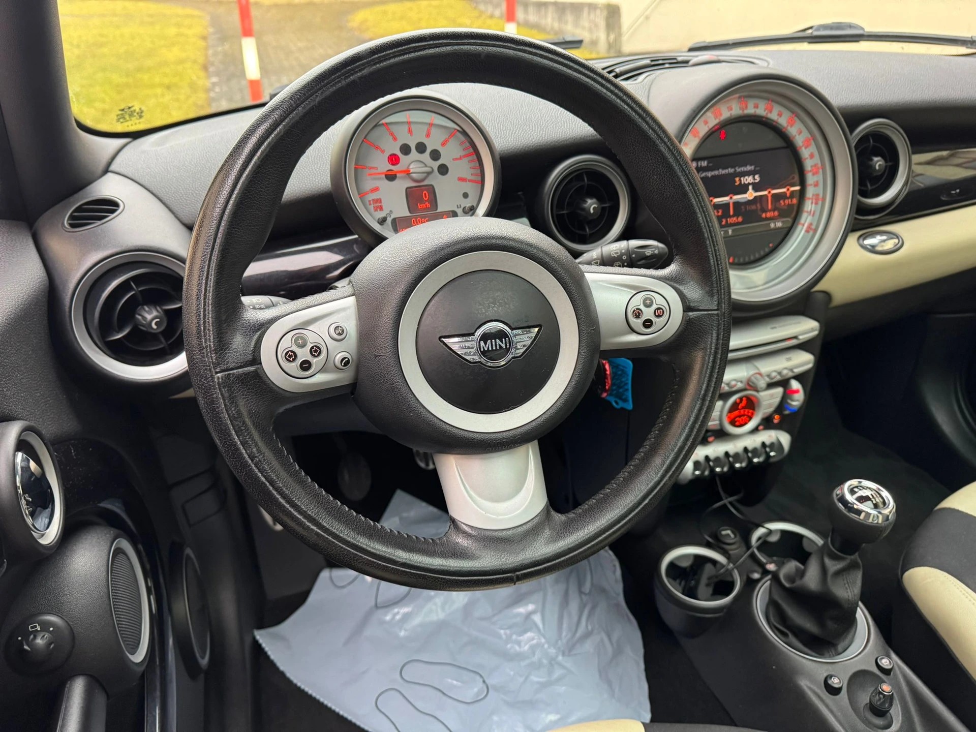 MINI Cooper S-image-10