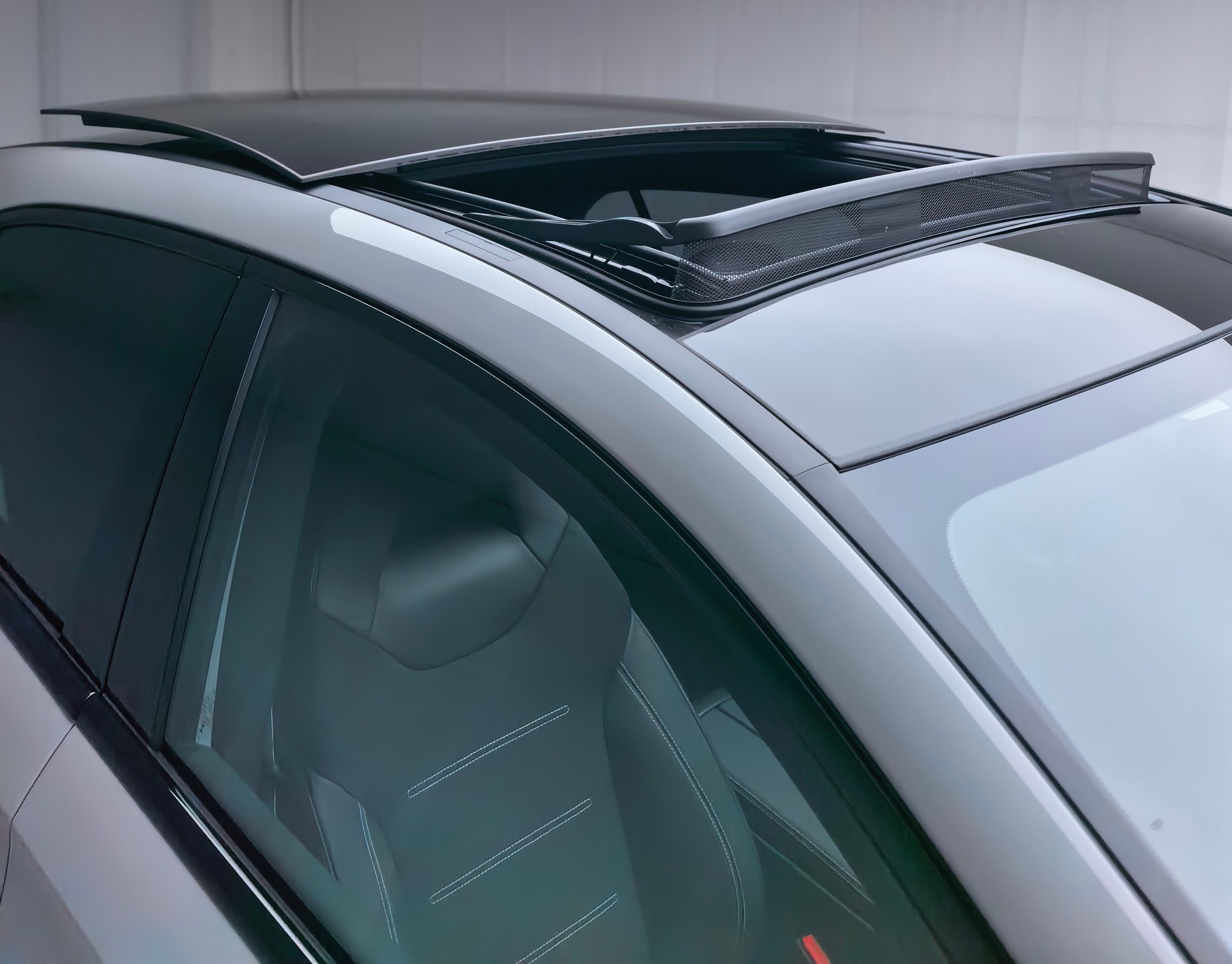 MERCEDES-BENZ A 250 4Matic 8G-DCT Amg Line-image-5