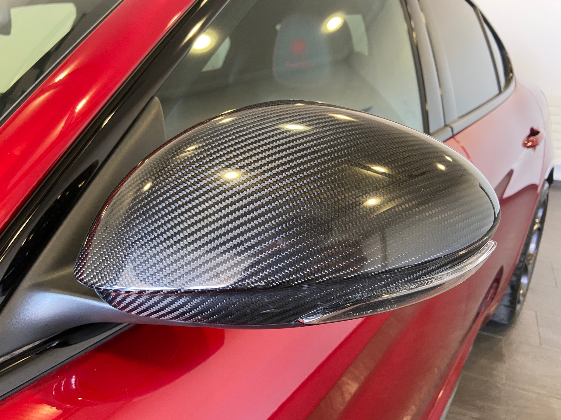 ALFA ROMEO Giulia 2.9 V6 Quadrifoglio Super Sport Carbonroof 1 of 275-image-3