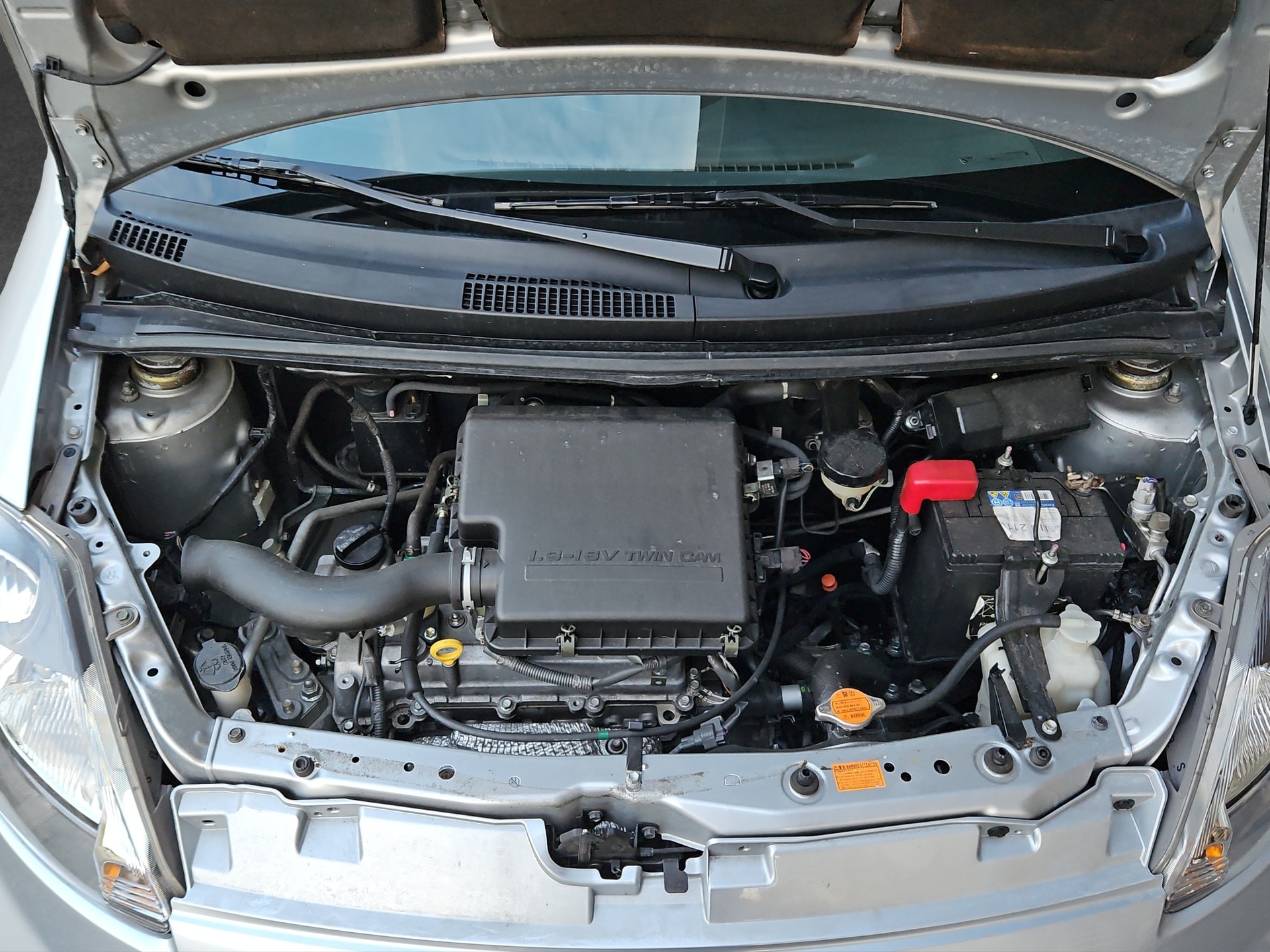 DAIHATSU Sirion 1.3 S eco-4WD Automatic-image-7