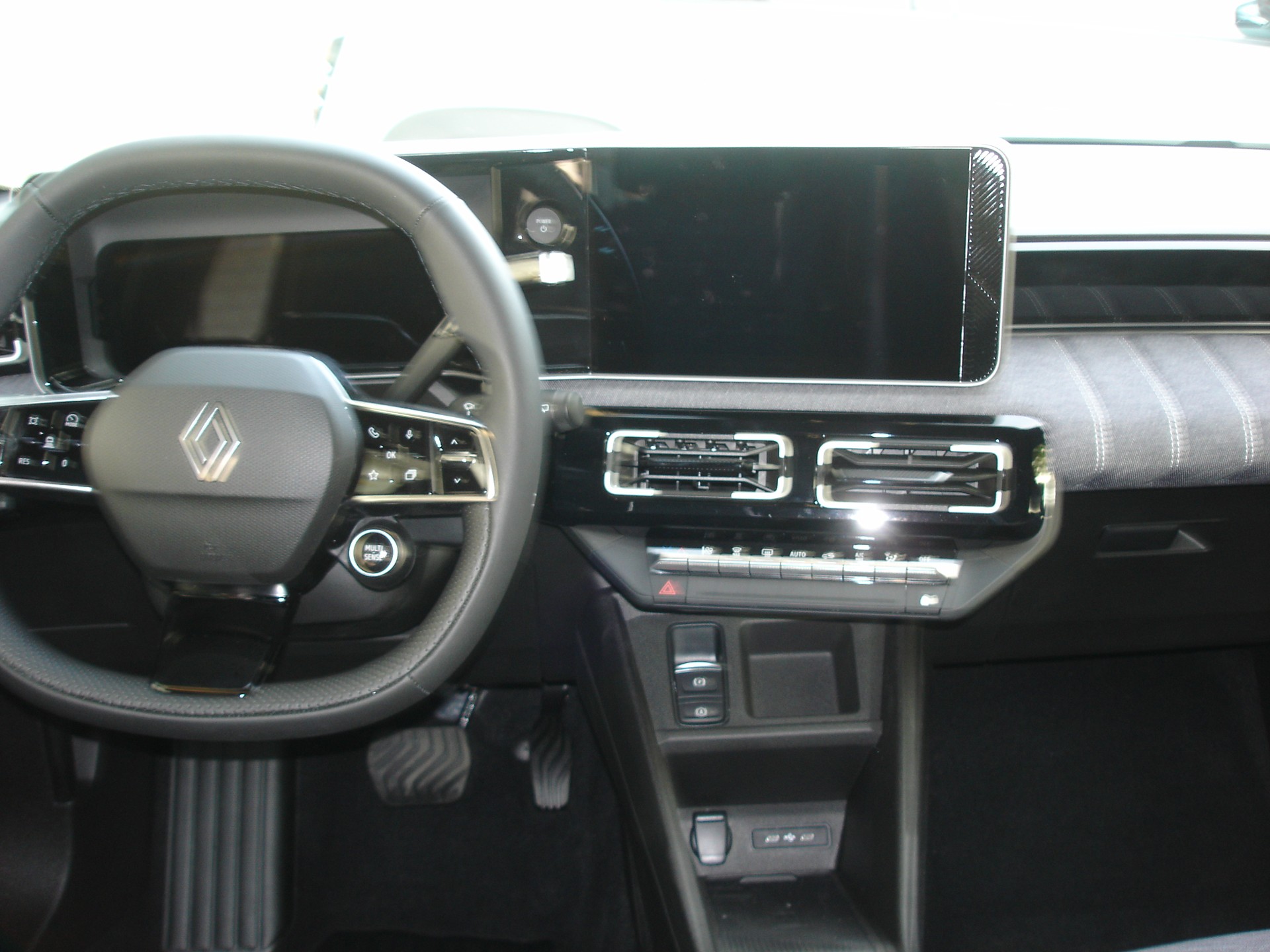 RENAULT R5 E-Tech Comfort Range 52 kWh Techno-image-10