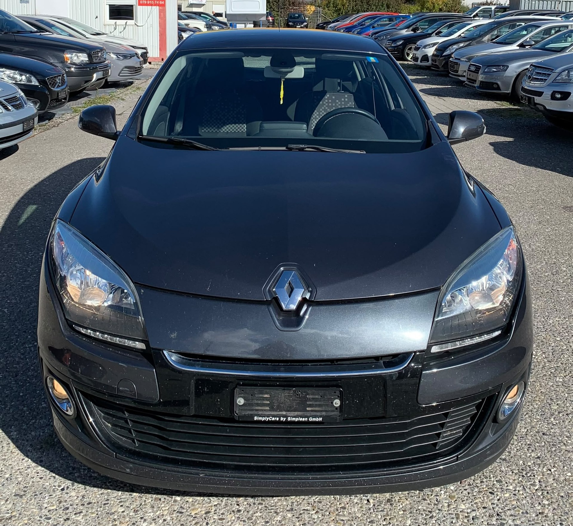 RENAULT Mégane 1.5 dCi Expression EDC Limousine Automat (Klima * Sensoren * Multilenkrad * Navigation * BO5)-image-2