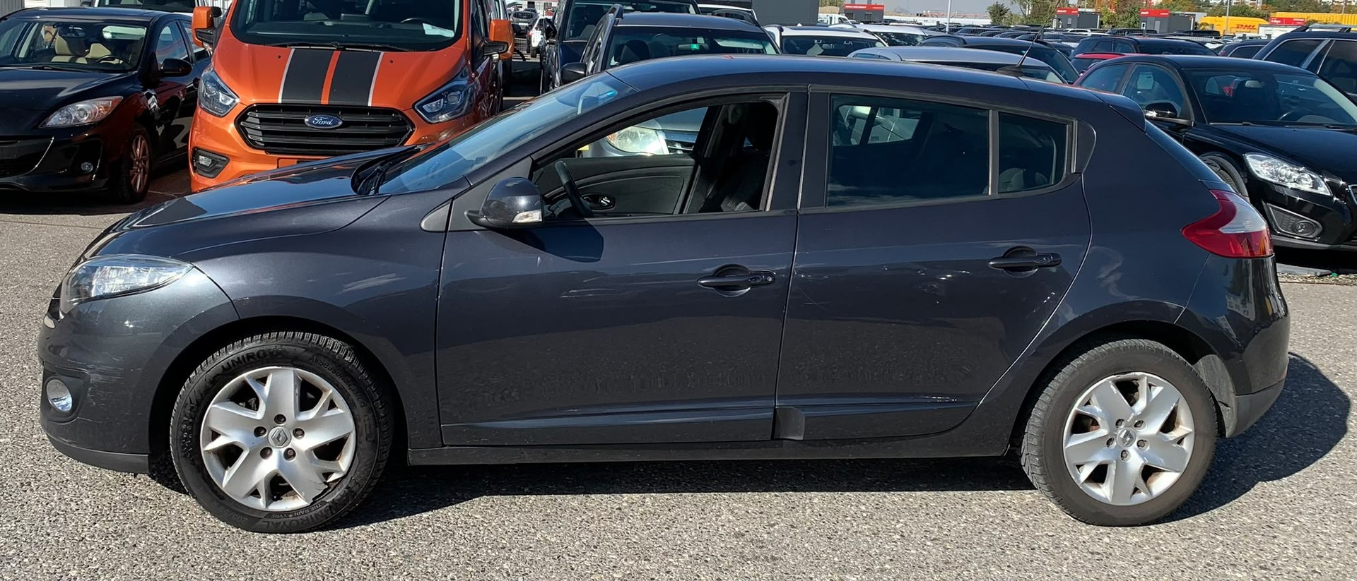 RENAULT Mégane 1.5 dCi Expression EDC Limousine Automat (Klima * Sensoren * Multilenkrad * Navigation * BO5)-image-6
