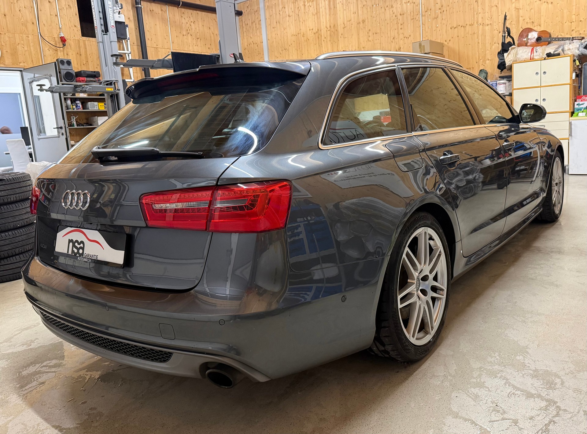 AUDI A6 Avant 3.0 TFSI V6 quattro S-tronic-image-3