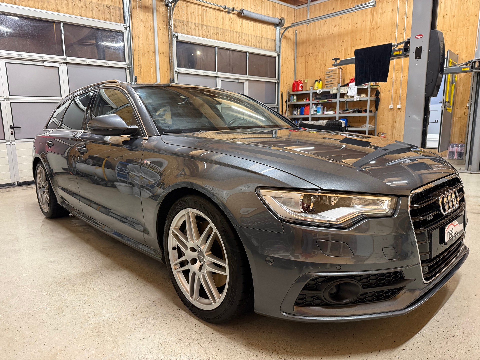 AUDI A6 Avant 3.0 TFSI V6 quattro S-tronic-image-2
