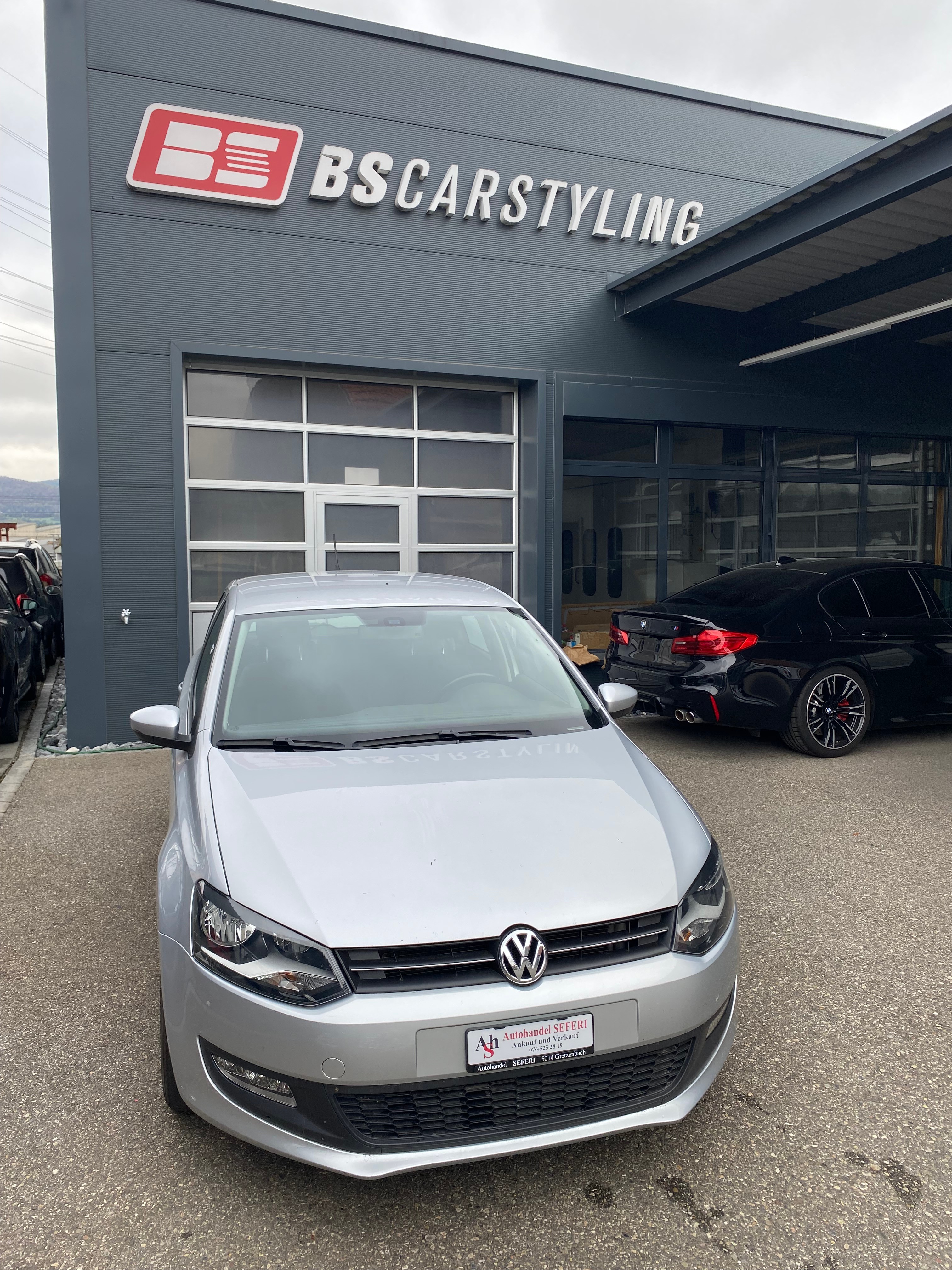 Car photo