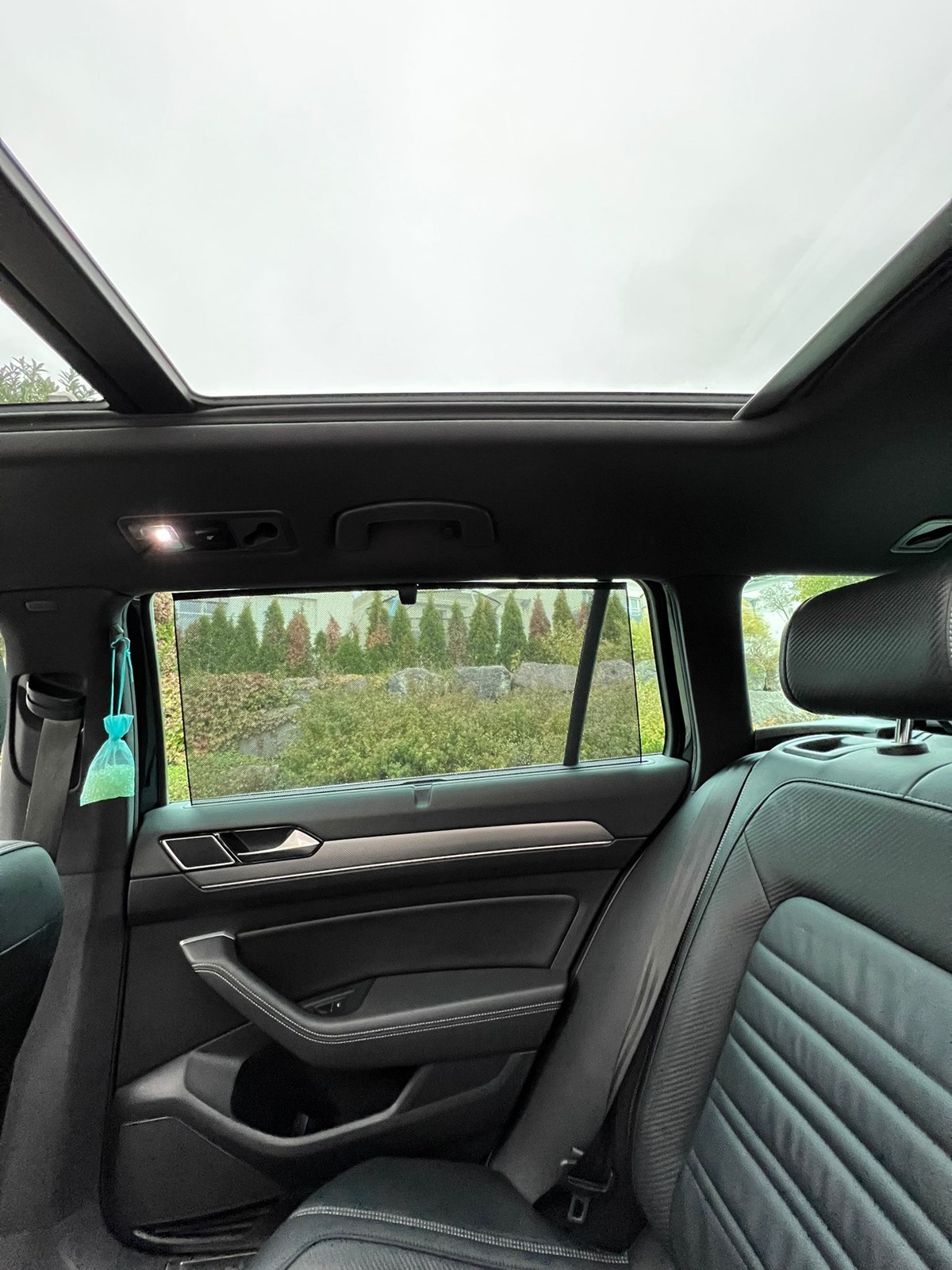 VW Passat Variant 2.0 TDI BMT Sport DSG 4Motion-image-5
