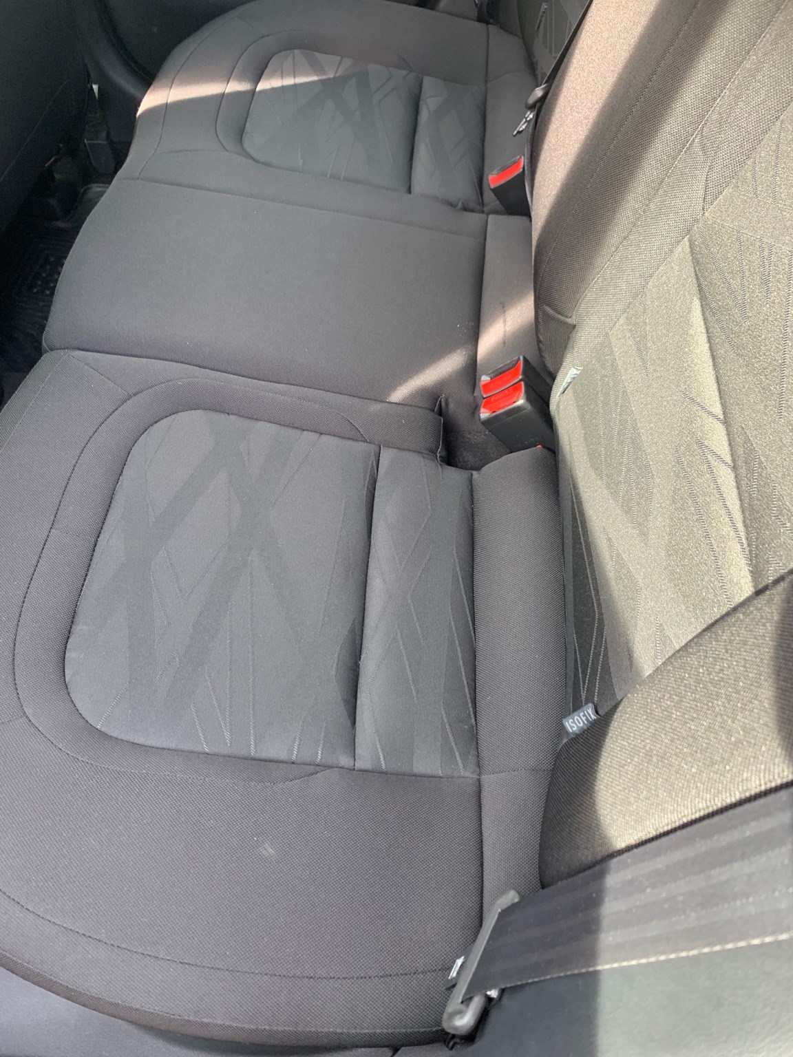 KIA Ceed Sportswagon 1.4 CRDi Swiss Eco Edition-image-3