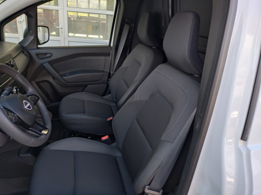NISSAN Townstar 45kWh Acenta-image-8