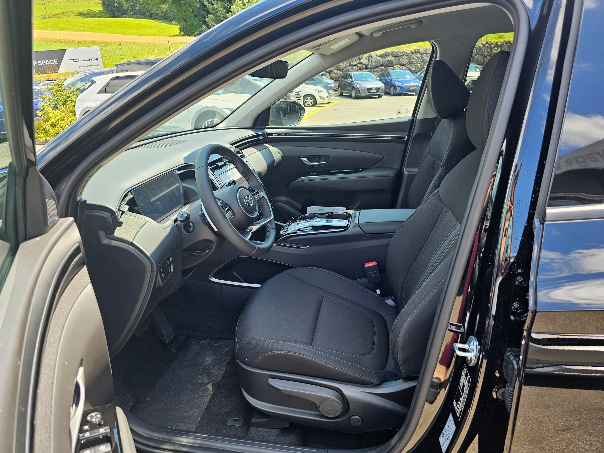 HYUNDAI Tucson 1.6 TGDI HEV Amplia 4WD-image-10