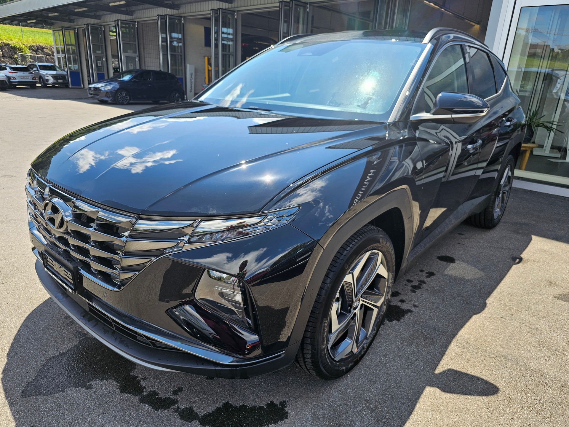 HYUNDAI Tucson 1.6 TGDI HEV Amplia 4WD-image-2