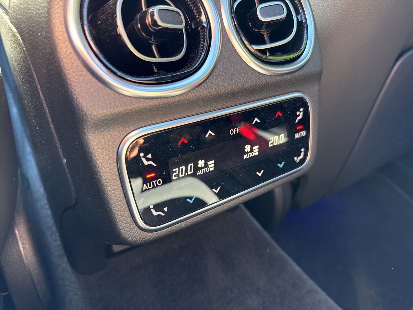MERCEDES-BENZ C AMG 43 T 4Matic-image-23
