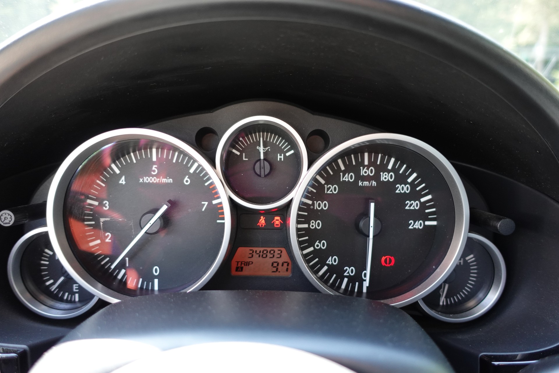 MAZDA MX-5 1.8i 16V Confort-image-11