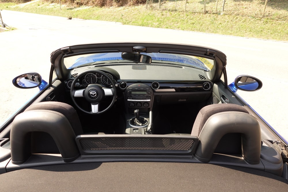 MAZDA MX-5 1.8i 16V Confort-image-10