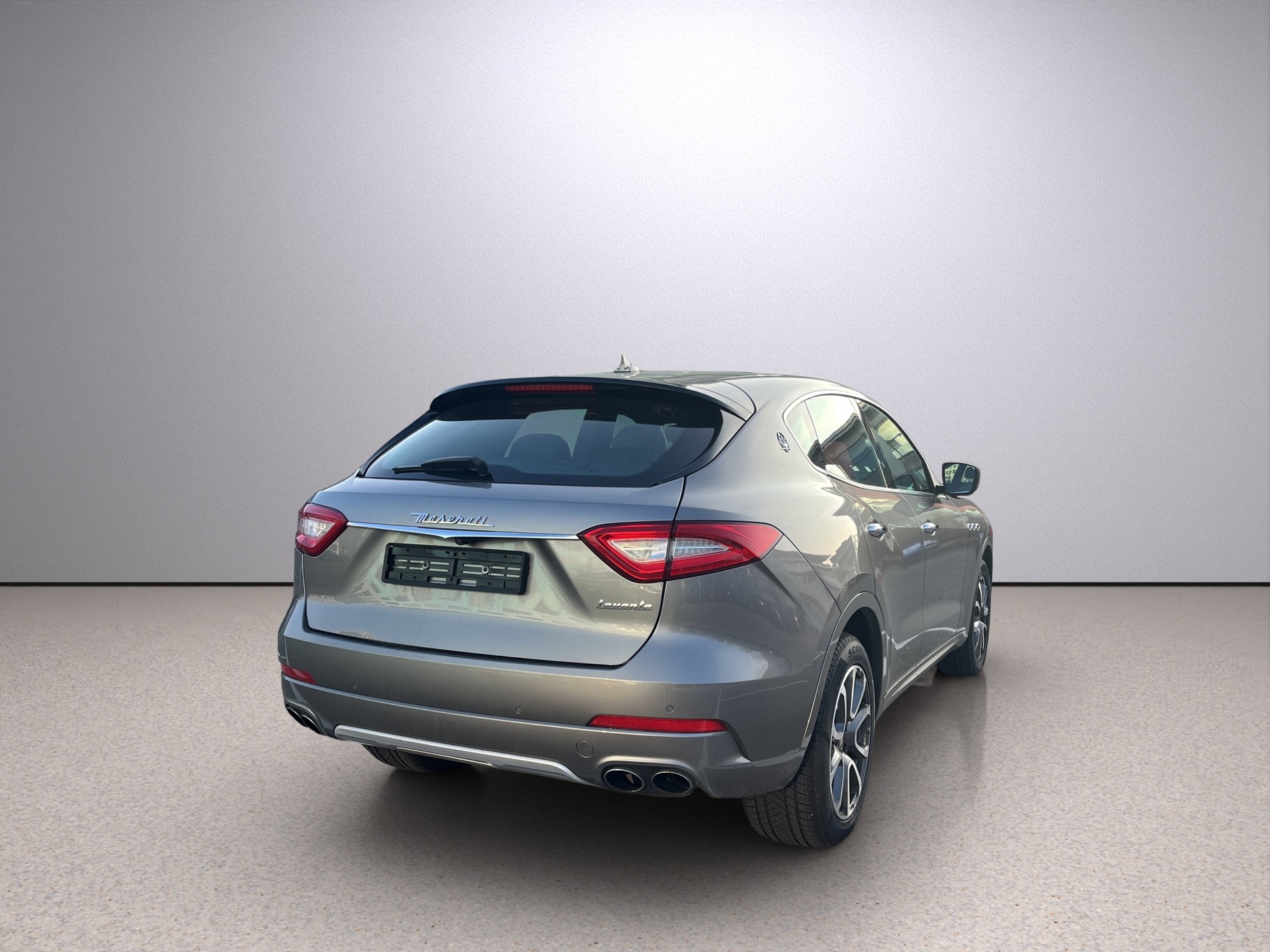 MASERATI Levante S 3.0 V6 Automatica-image-12