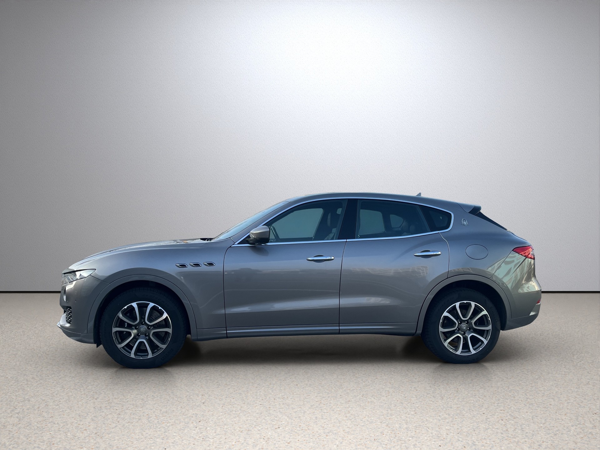 MASERATI Levante S 3.0 V6 Automatica-image-7