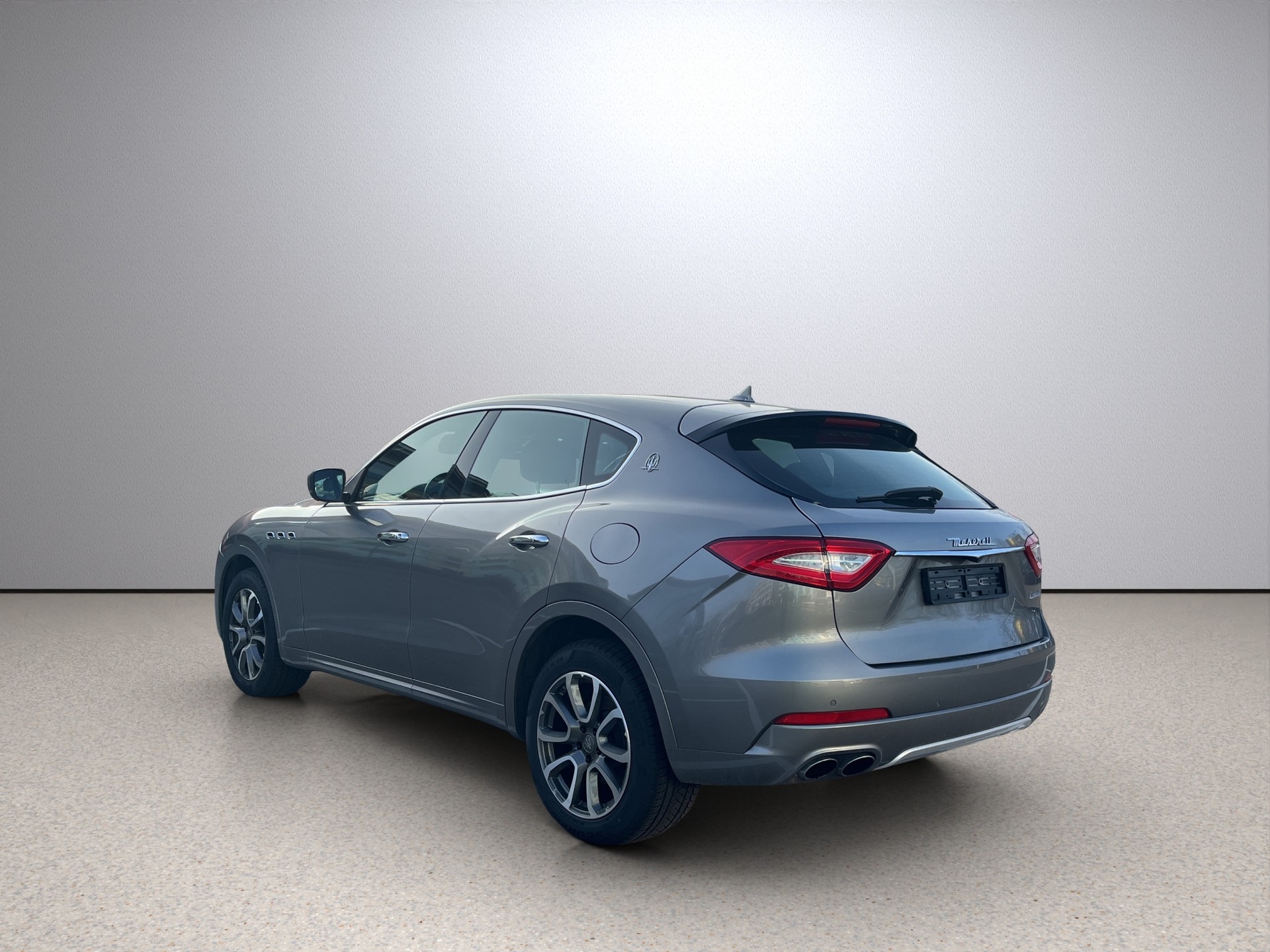 MASERATI Levante S 3.0 V6 Automatica-image-10
