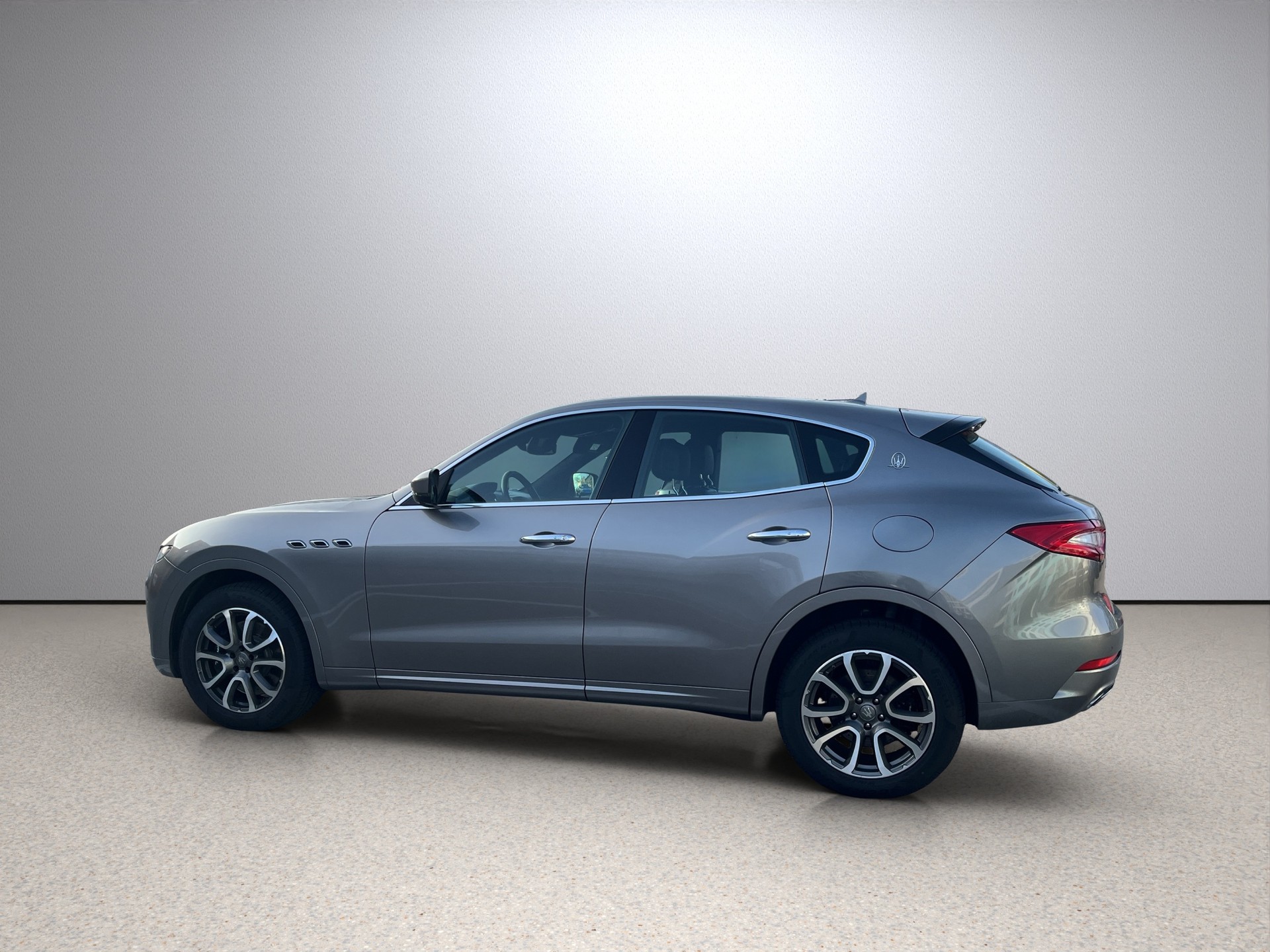 MASERATI Levante S 3.0 V6 Automatica-image-8