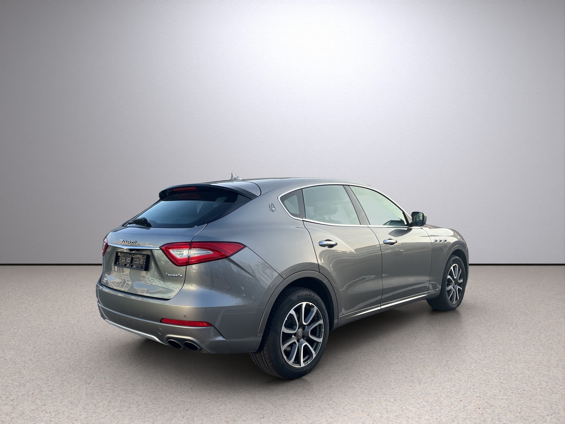 MASERATI Levante S 3.0 V6 Automatica-image-1