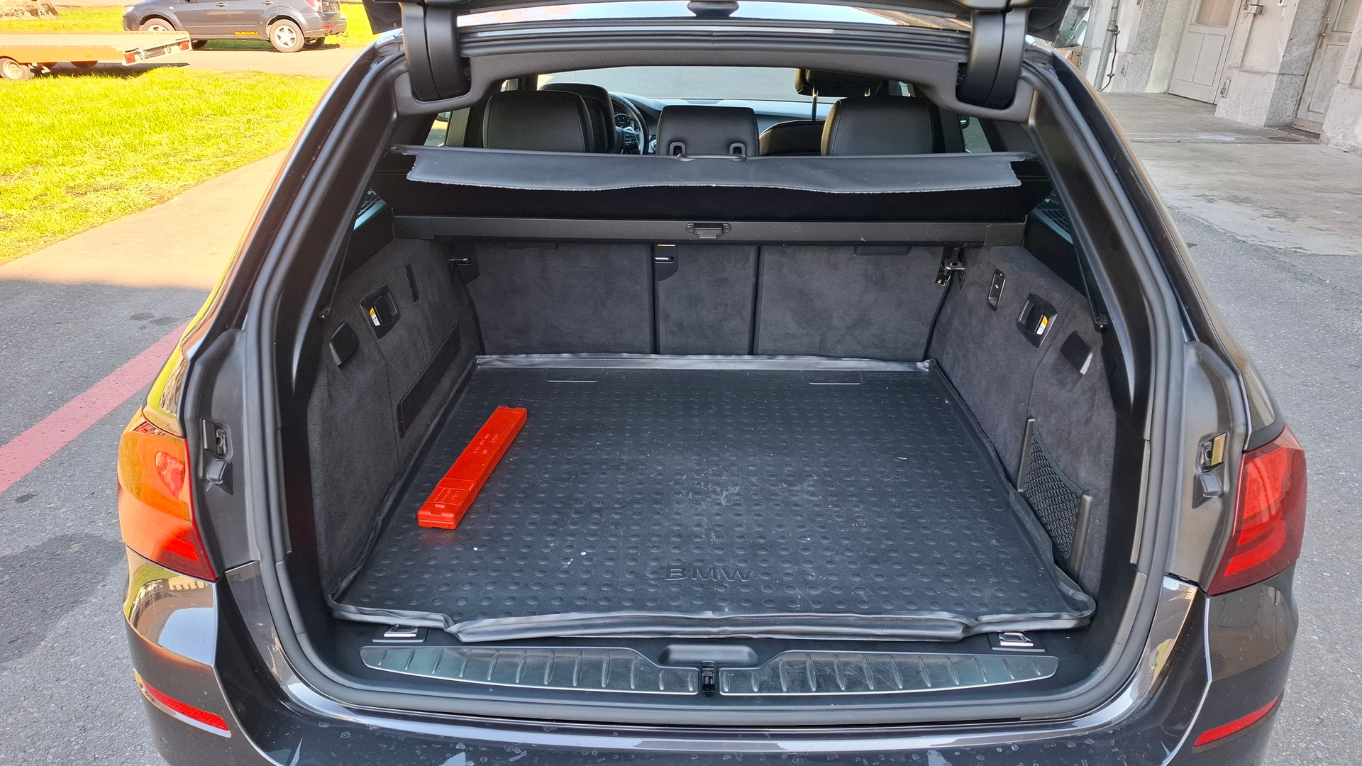 BMW 530i Touring Steptronic-image-13