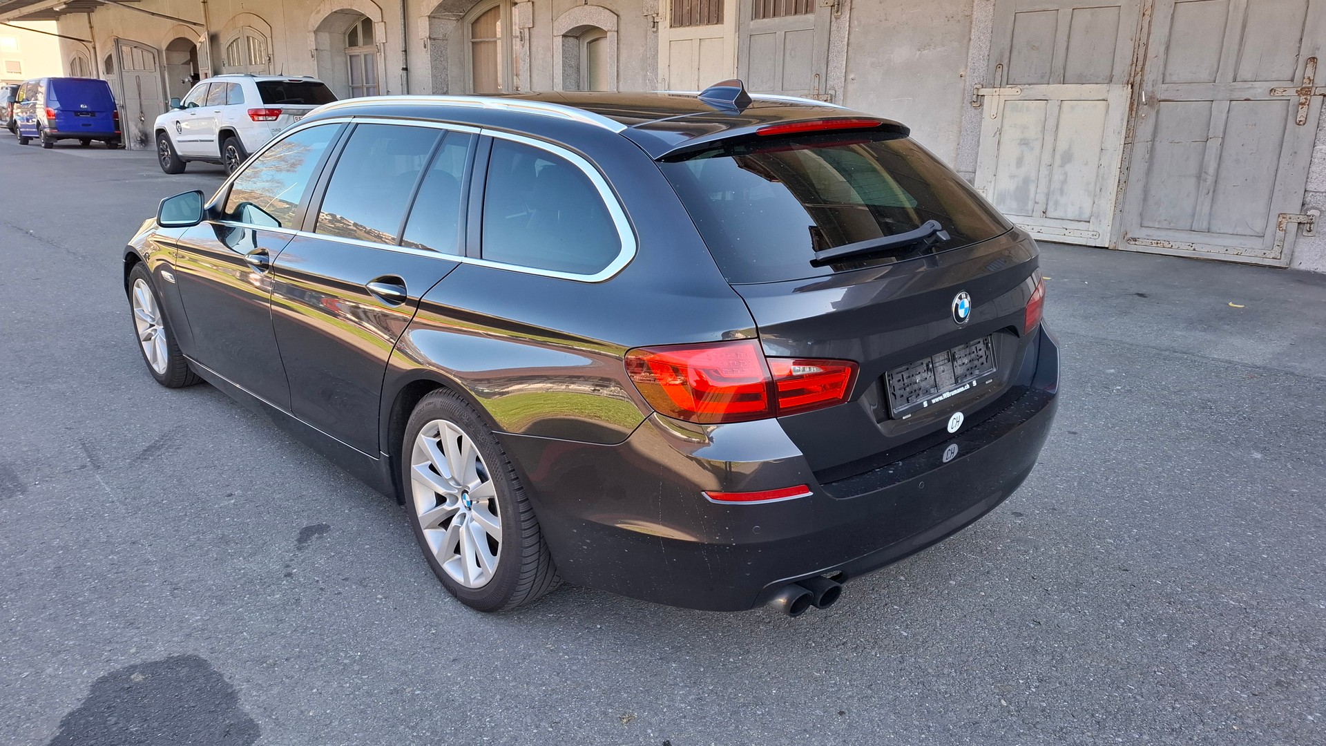 BMW 530i Touring Steptronic-image-4