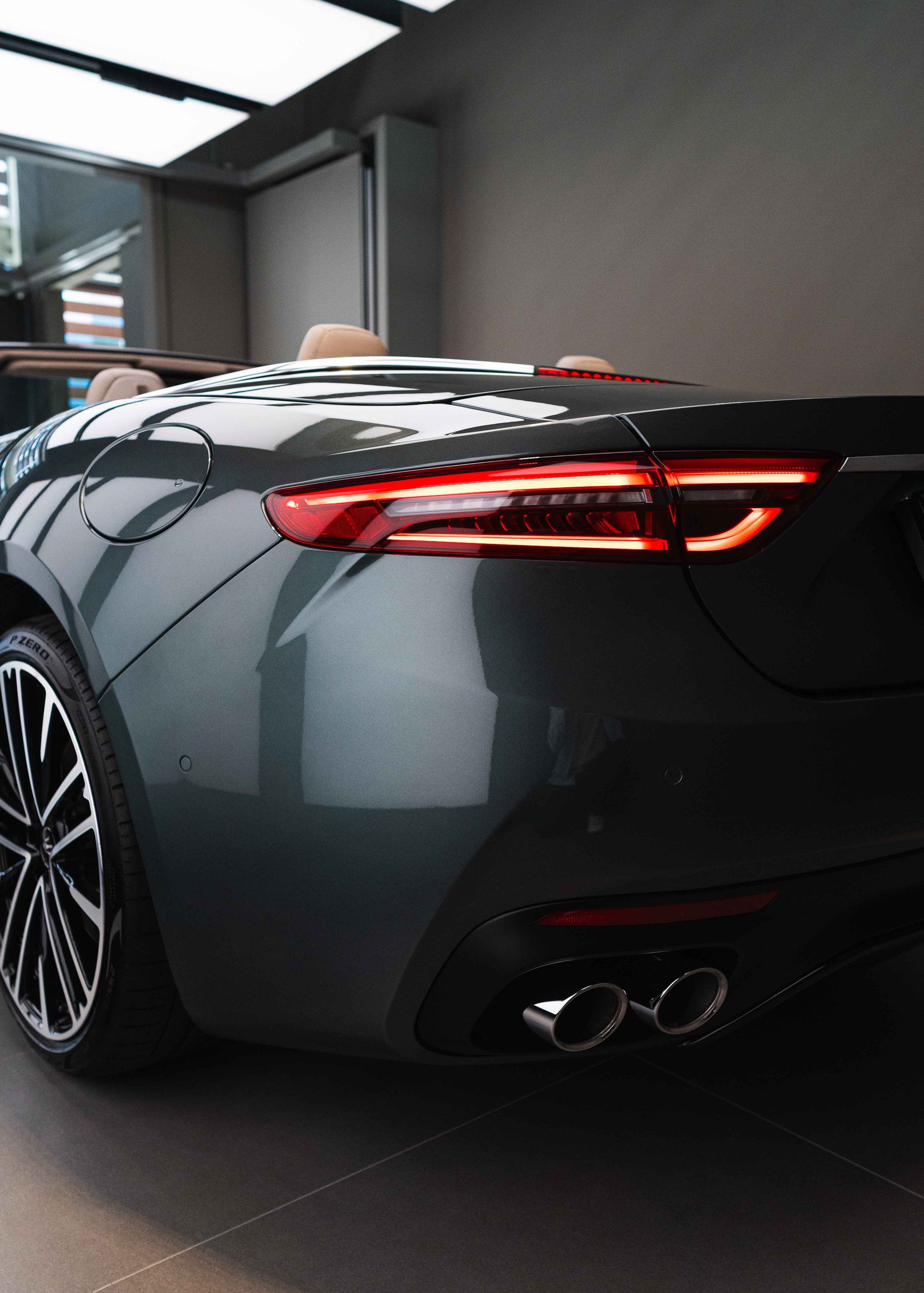 MASERATI GranCabrio Modena - Verde Giada - 2.99% Leasing-image-5
