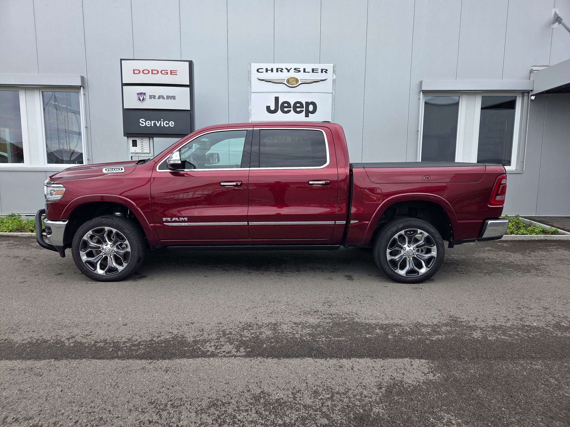 DODGE Ram 1500 5.7 V8 4x4 Limited 396PS / 3.5T AHK