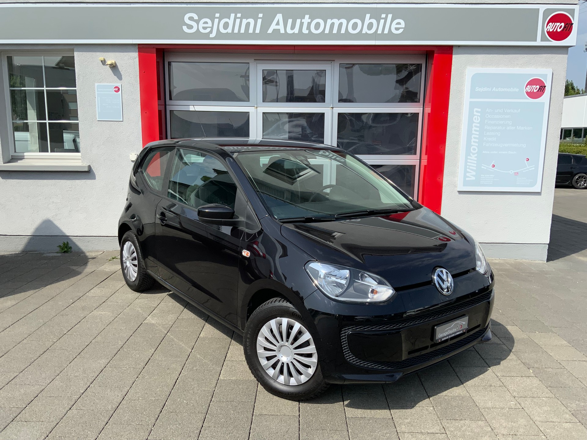 VW Up 1.0 high up-image-0