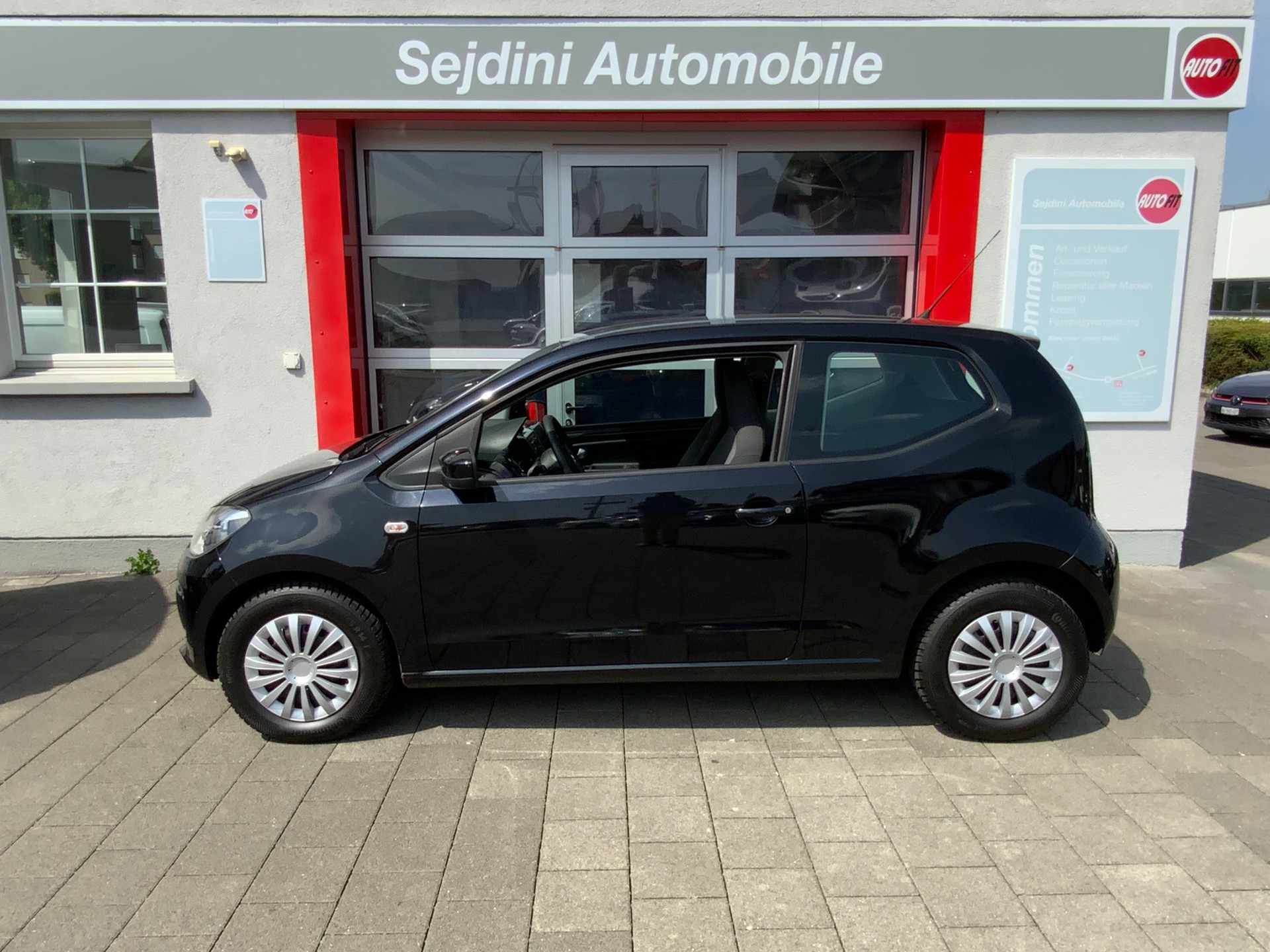 VW Up 1.0 high up-image-2