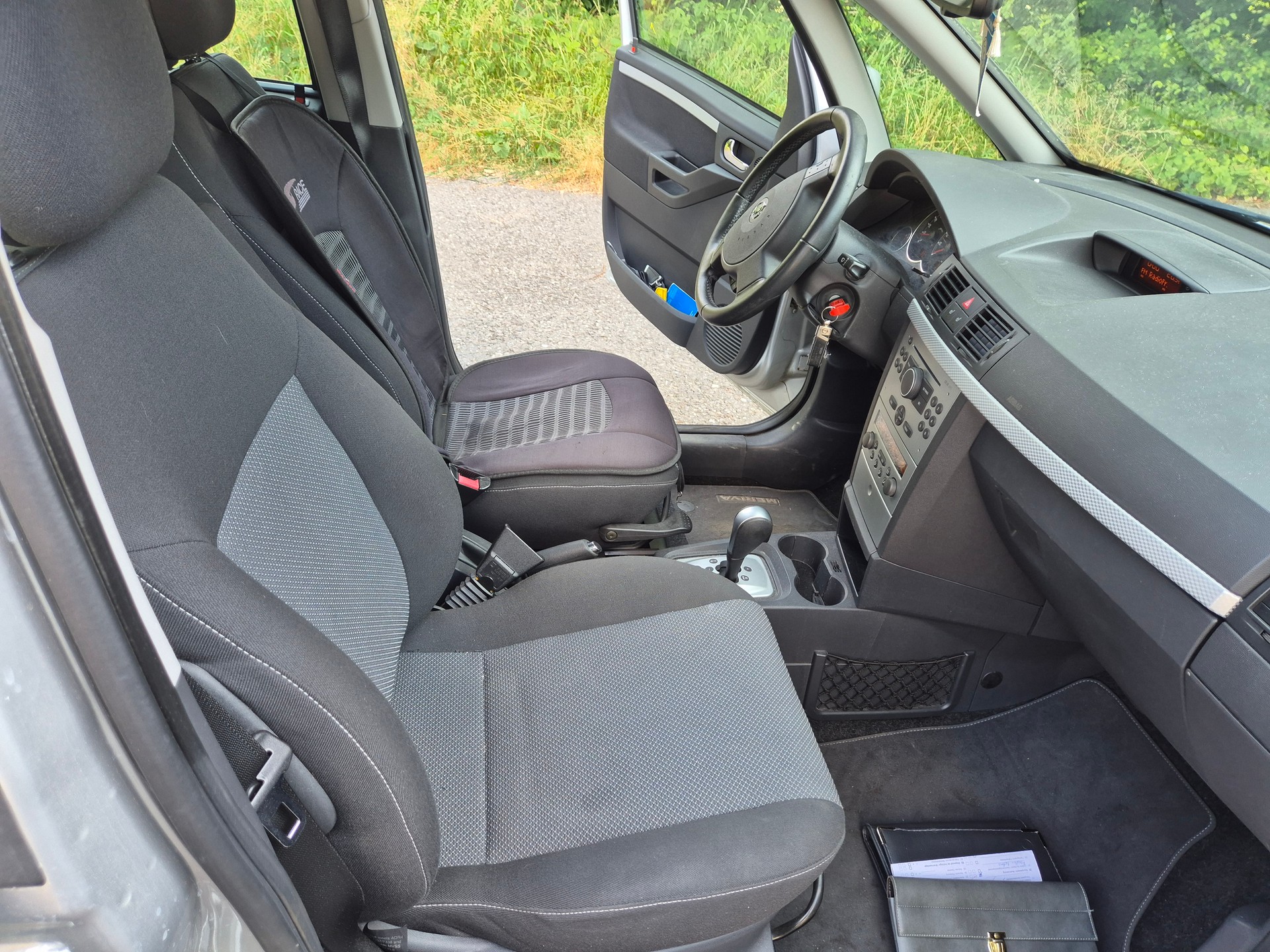 OPEL MERIVA-image-11