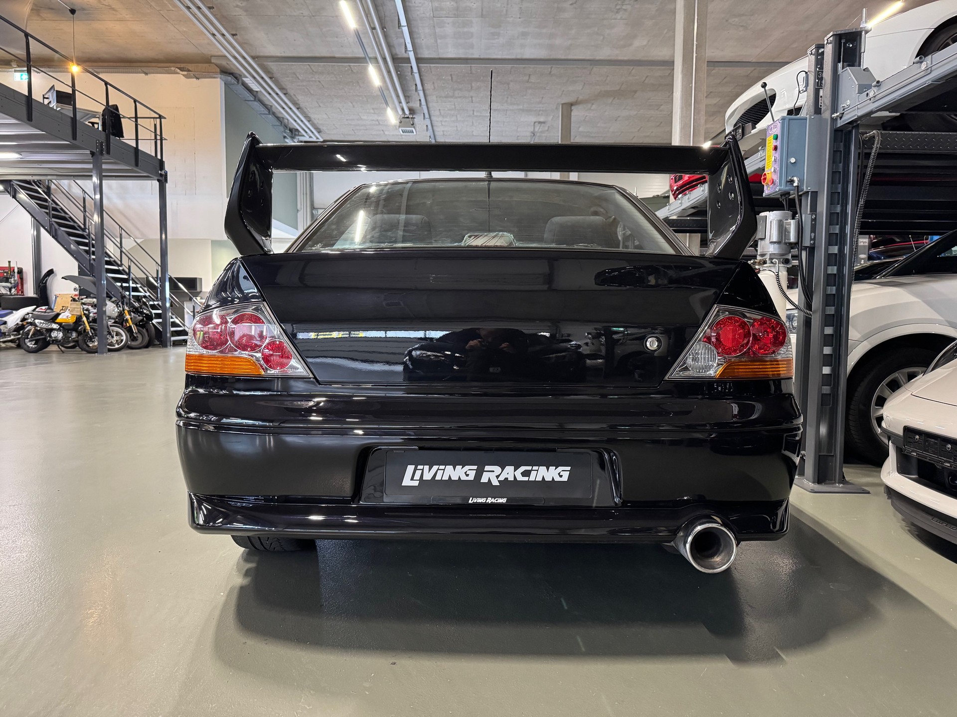 MITSUBISHI Lancer Evo VIII-image-3