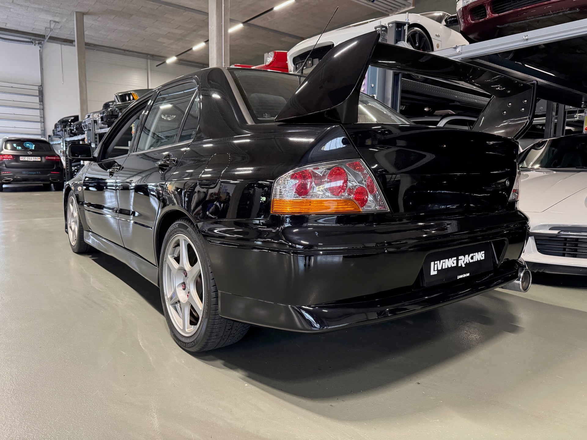 MITSUBISHI Lancer Evo VIII-image-2