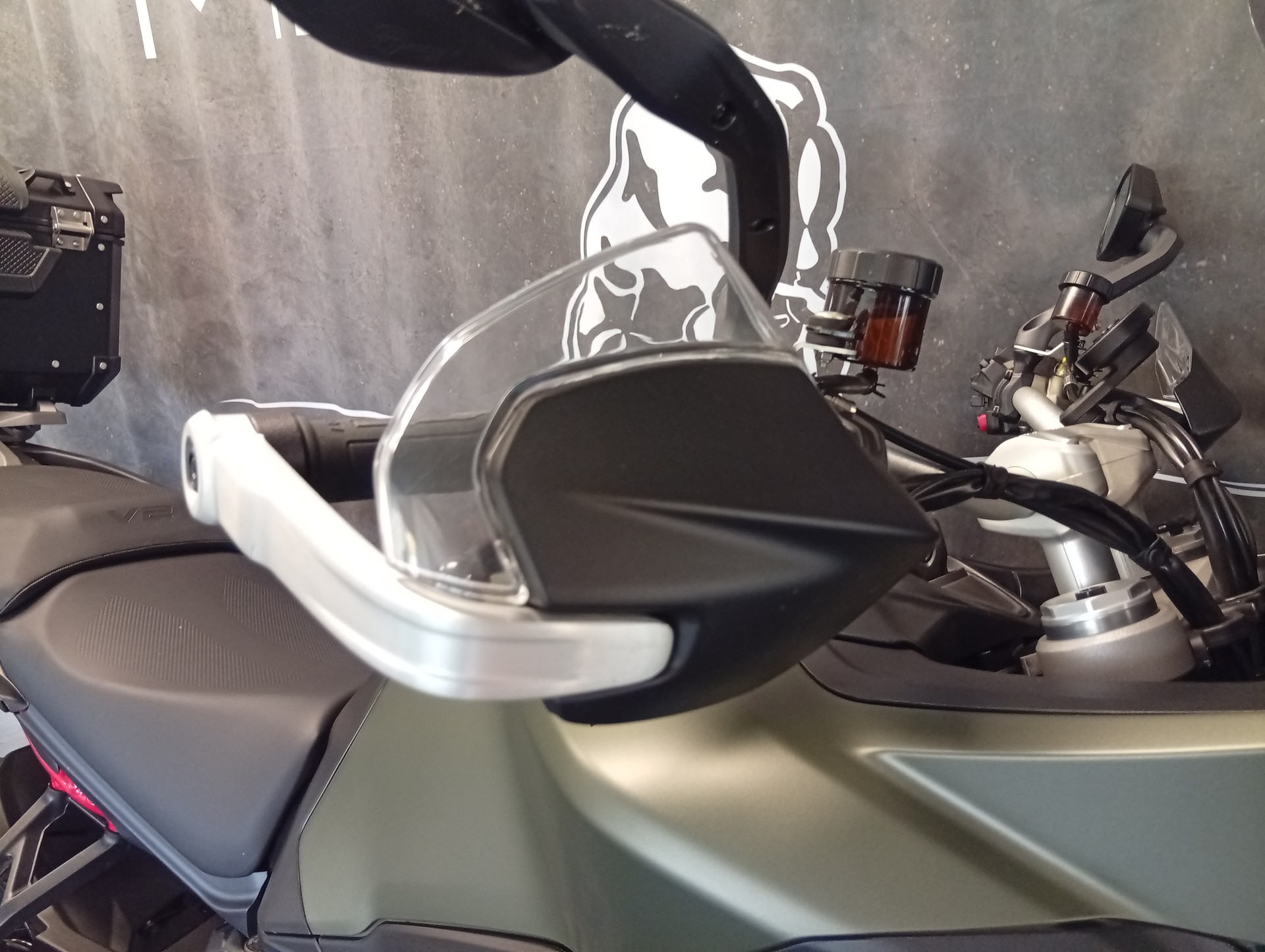 DUCATI MULTISTRADA V2 S-image-4