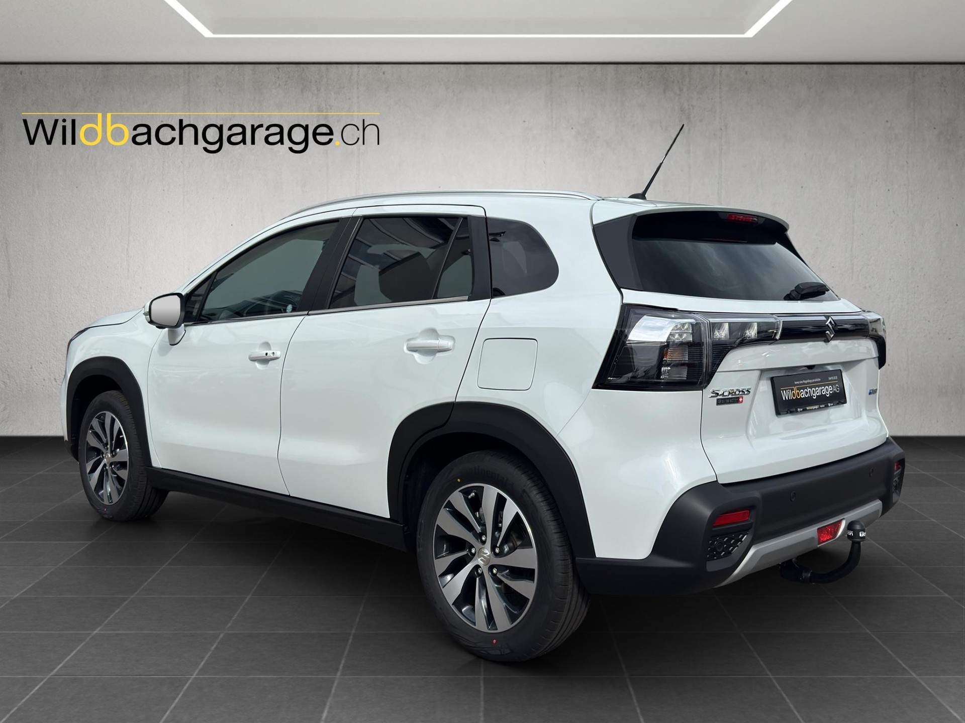SUZUKI S-Cross 1.4 T Compact Top Hybrid 4x4-showroom-element-2