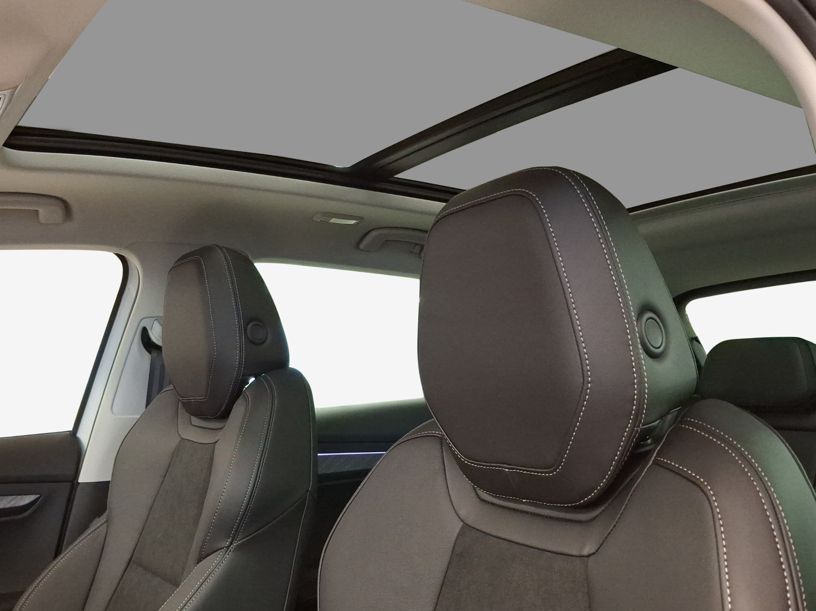 SKODA Karoq 1.5 TSI Selection DSG-image-13
