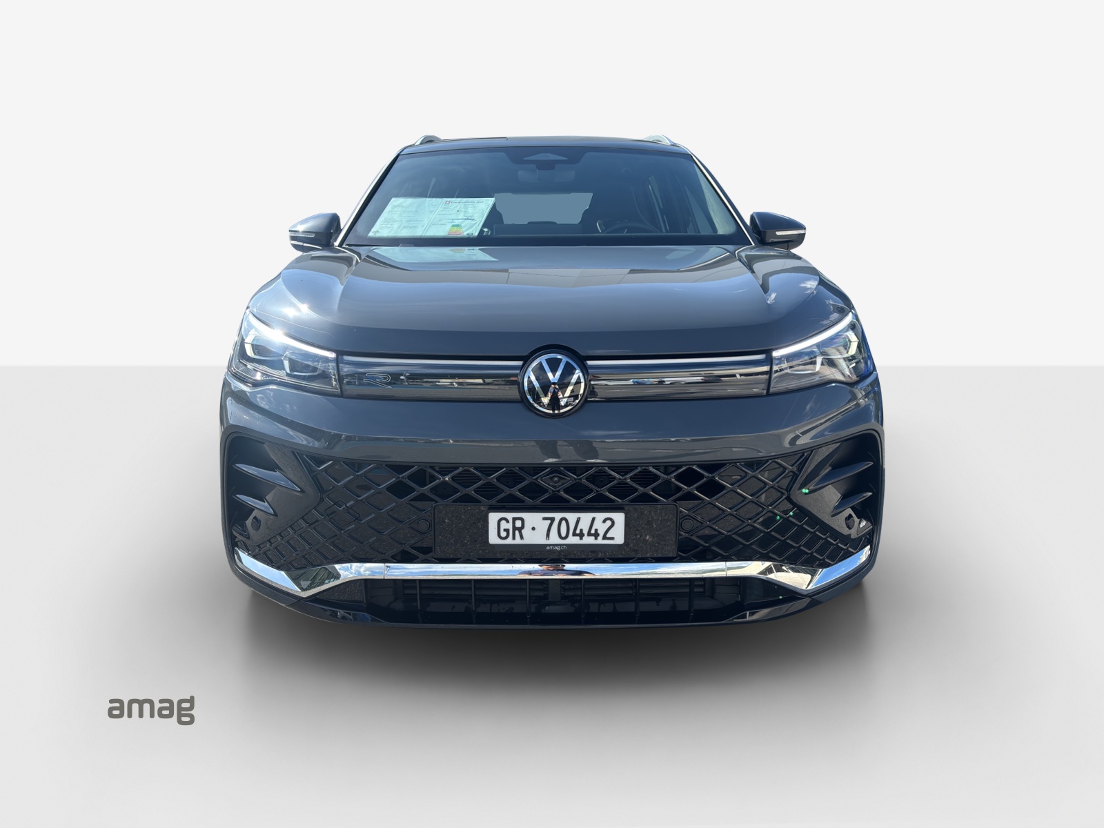 VW Tiguan 2.0 TSI DSG R-Line 4Motion-image-6